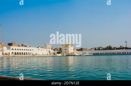 Bella vista di Gurudwara Tarn Taran Sahib, Amritsar, Punjab Foto Stock