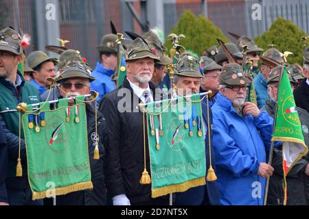 Castelnuovo don Bosco, Piemonte/Italia -04/07/2019- 90° raduno di Alpini, il corpo di fanteria della guerra di montagna dell'esercito italiano. Foto Stock