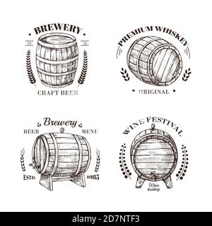 Emblema della birreria. Barile di birra e vino, whisky e brandy abbozzano etichette vettoriali d'annata con botte di legno e disegno tipografico. Birra in botte, vino e whisky nell'illustrazione del barile Illustrazione Vettoriale