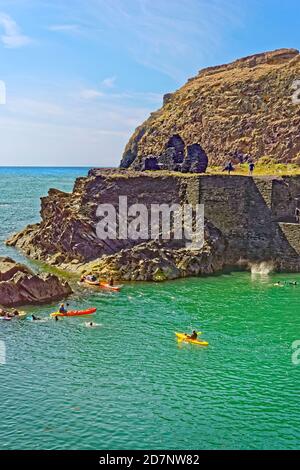 La Laguna Blu, Abereiddy, Haverfordwest, Galles. Foto Stock