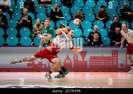 Kolding, Danimarca. 23 ottobre 2020. Thomas Boilesen (19) del KIF Kolding Handball visto nella partita danese della Lega di Pallamano maschile tra il KIF Kolding e lo Skjern Handball alla Sydbank Arena di Kolding. (Foto: Gonzales Photo - Lasse Lagoni). Foto Stock