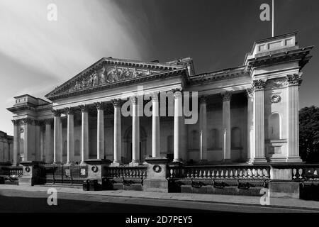 Esterno del museo Fitzwilliam, Trumpington Street, Cambridge City, Cambridgeshire, Inghilterra, Regno Unito Foto Stock