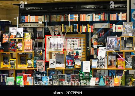 Il negozio di libri di Watersone a Galleries Bristol. Foto Stock