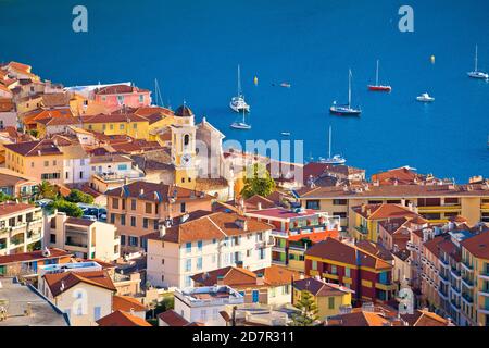 Villefranche sur Mer. Idilliaca città sulla costa azzurra vista, Alpi Marittime regione della Francia Foto Stock