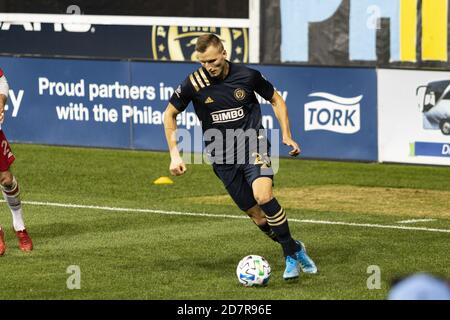 Chester, Stati Uniti d'America. 24 Ott 2020. Kacper Przybilko (23 Philadelphia) durante la partita di calcio della Major League tra Philadelphia Union e Toronto FC al Subaru Park di Chester il 24 ottobre 2020. Nessun uso commerciale. Morgan Tencza/SPP Credit: SPP Sport Press Photo. /Alamy Live News Foto Stock