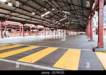 Quiet Queen Vic Market durante il Coronavirus Pandemic Foto Stock