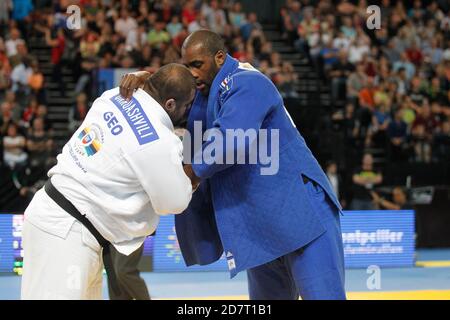 RINER, Teddy del francese e OKRUASHVILI, Adam di Georgie + 100 Kg finale durante il Campionato europeo Judo Seniors 2014 il 25 aprile 2014 a Montpellier, Francia - Foto Laurent Lairys / DPPI Foto Stock