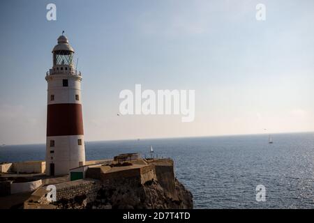 Gibilterra, Regno Unito, 2 ottobre 2018:-Trinity House, Lighthouse, Europa Point, Gibilterra. Gibilterra è un territorio britannico d'oltremare situato in Foto Stock