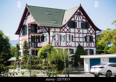 Vaduz, Liechtenstein, 16 agosto 2018:- una casa nel centro di Vaduz, la capitale del Liechtenstein Foto Stock