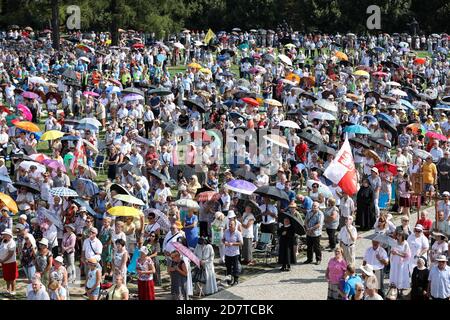 Czestochowa, Polonia - 12 agosto 2018: I pellegrini vengono al Monastero di Jasna Gora (Monte luminoso, Clarus Mons) a Czestochowa alla Festa o Foto Stock