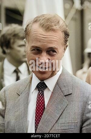 Ernst Albrecht, deutscher Politiker und Ministerpräsident von Niedersachsen, ad Amburgo, Deutschland um 1984. Politico tedesco e primo ministro della Bundesland Niedersachsen, Ernst Albrecht, ad Amburgo, Germania intorno al 1984. Foto Stock