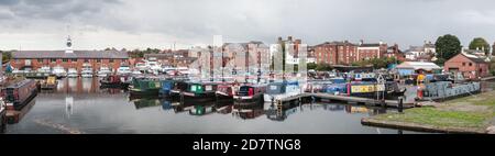 Intorno al Regno Unito - viste del bacino del canale di Stourport-on-Severn Foto Stock