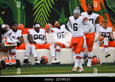 Cincinnati, OH, Stati Uniti. 25 Ott 2020. Baker Mayfield n.6 dei Cleveland Browns prima dell'azione di gioco di football della NFL tra i Cleveland Browns e i Cincinnati Bengals al Paul Brown Stadium il 25 ottobre 2020 a Cincinnati, OH. Adam Lacy/CSM/Alamy Live News Foto Stock