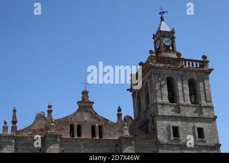 Chiesa di nostra Signora dell'Assunzione di Villanueva de la Serena (Estremadura, Spagna), monumento in stile Herreriano. / ANA BORNAY Foto Stock