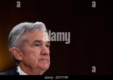 Jerome Powell, presidente della Federal Reserve consegna il rapporto annuale di politica monetaria delle riserve federali al Congresso davanti al Comitato bancario del Senato su Capitol Hill a Washington, D.C. il 26 febbraio 2019. Credit: Alex Edelman/The Photo Access Foto Stock