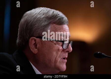 Steven Dillingham, Direttore dell'Ufficio del censimento degli Stati Uniti, testimonia durante un'audizione sul censimento del 2020 davanti al Senato Homeland Security & Governmental Affairs Committee on Capitol Hill martedì 16 luglio 2019 a Washington, D.C. Dillingham ha informato i legislatori sul prossimo censimento del 2020 e sul censimento Bureaux sforzi per affrontare gli sforzi del presidente Trump di aggiungere una domanda di "cittadinanza" al sondaggio del 2020. Credit: Alex Edelman/The Photo Access Foto Stock