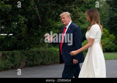 Il presidente DEGLI STATI UNITI Donald Trump e la First Lady Melania Trump arrivano alla Casa Bianca a bordo di Marine One dopo un viaggio di fine settimana a Bedminster, New Jersey, il 7 luglio 2019 a Washington, DC. Credit: Alex Edelman/The Photo Access Foto Stock