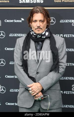 Johnny Depp partecipa al 'Crock of Gold: A pochi round con Shane McGowan' in anteprima durante il 16° Festival del Cinema di Zurigo a Kino corso il 02 ottobre 2020 a Zurigo, Svizzera. Foto Stock
