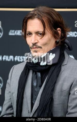 Johnny Depp partecipa al 'Crock of Gold: A pochi round con Shane McGowan' in anteprima durante il 16° Festival del Cinema di Zurigo a Kino corso il 02 ottobre 2020 a Zurigo, Svizzera. Foto Stock