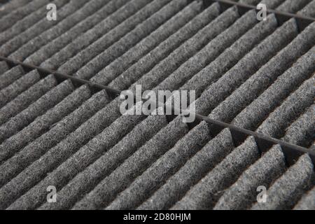 Un filtro per aria in particelle è un dispositivo composto da materiali fibrosi o porosi che rimuove particelle solide come polvere, polline, muffa e batteri. Foto Stock