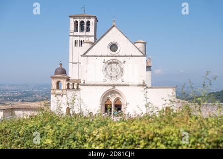 Assisi - Agosto 2019: Esterno della Basilica di San Francesco Foto Stock