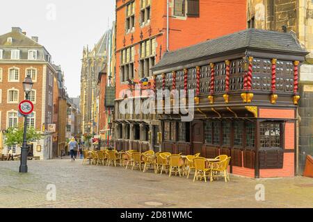 Piazza principale (Platz) a Aquisgrana, Germania. Foto Stock