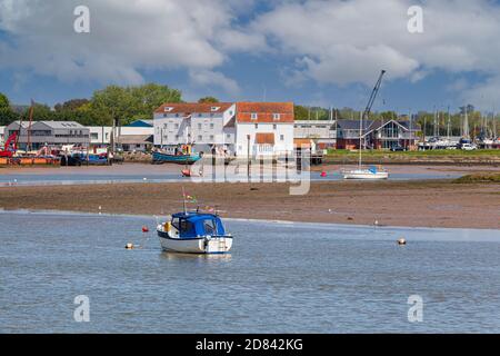 Woodbridge Tide Mill. Estuario del Deben, Suffolk, Inghilterra, Regno Unito Foto Stock