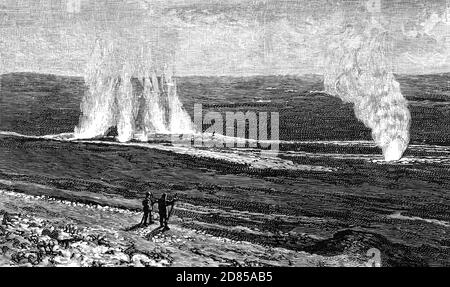 Un'illustrazione del XIX secolo del Grande Geysir nell'Islanda sudoccidentale. Si trova nella valle di Haukadalur sulle pendici della collina di Laugarfjall e le sue eruzioni possono far precipitarsi acqua bollente fino a 70 metri (230 piedi) nell'aria. Tuttavia, le eruzioni possono essere infrequenti, e in passato hanno fermato del tutto per anni alla volta. Foto Stock