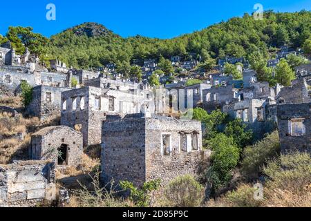 Villaggio abbandonato di Kayakoy, città fantasma vicino Fethiye, Turchia Foto Stock