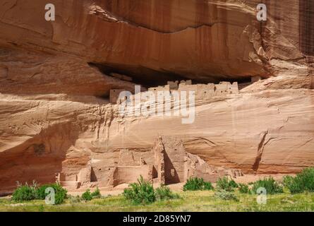 Casa bianca rovine a Canyon De Chelly monumento nazionale Foto Stock