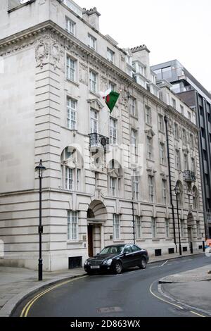 Londra, Regno Unito, 17 marzo 2018:- Ambasciata di Algeria a Londra situata in 1-3 Riding House Street Foto Stock