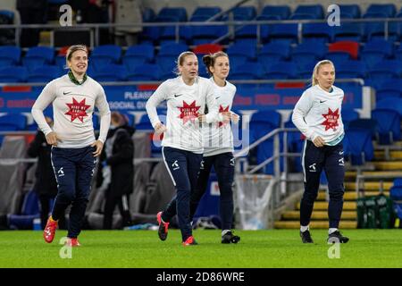 Cardiff, Regno Unito. 27 Ott 2020. I giocatori norvegesi festeggiano a tempo pieno. UEFA Donna Euro 2022 qualificante match, gruppo c, Galles donne contro Norvegia al Cardiff City Stadium di Cardiff, Galles del Sud, martedì 27 ottobre 2020. PIC by Lewis Mitchell/Andrew Orchard sports photography/Alamy Live News Credit: Andrew Orchard sports photography/Alamy Live News Foto Stock