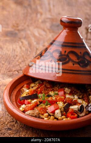 carne di pollo in tajine Foto Stock