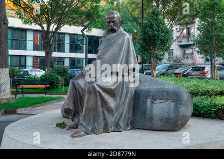 Tbilisi, Georgia - 18 ottobre 2020: Monumento a Taras Shevchenko a Tbilisi Foto Stock
