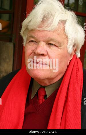 Rosia, Contea di Sibiu, Romania. Ritratto dell'autore e pastore luterano Eginald Schlattner. Foto Stock