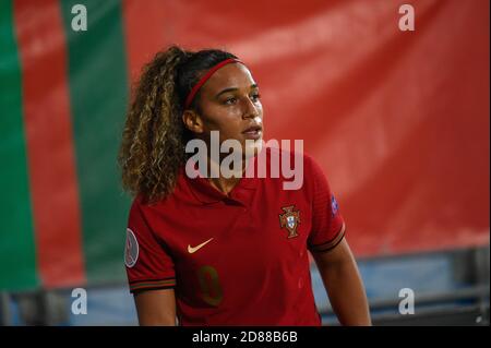 Estoril, Portogallo. 27 Ott 2020. Andreia Norton dal Portogallo ha visto durante la partita di qualificazione di UEFA Women's Euro 2022 Group e tra Portogallo e Cipro all'Est‡Dio Antonio Coimbra da Mota a Estoril.(Punteggio finale: Portogallo 1:0 Cipro) Credit: SOPA Images Limited/Alamy Live News Foto Stock