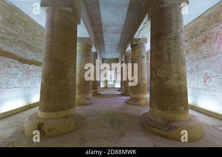 Santuario interno, tempio di Seti ad Abydos, Egitto Foto Stock