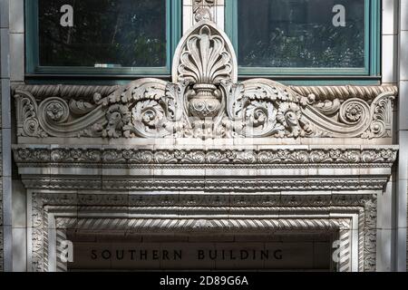 Il portico ornato di Daniel Burnham's Beaux Arts Southern Building Al 805 15th Street NW a Washington DC Foto Stock