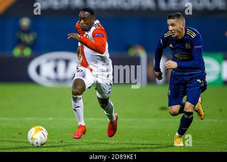 Ridgeciano HAPS di Feyenoord, Lirim Kastrati di Dinamo Zagreb durante la UEFA Europa League, Group Stage, Gruppo K partita di calcio tra Dinamo Zagr C. Foto Stock