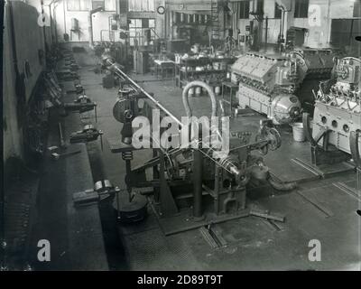 1930 - 40. Fiat - fabbrica di motori grandi Ansaldo. Torino, Italia Foto Stock