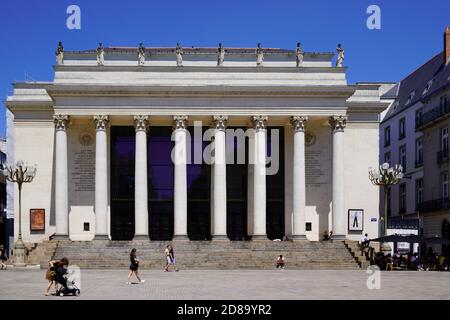 Nantes , loire atlantique / Francia - 10 10 2020 : edificio del teatro graslin nella città di Nantes Francia Foto Stock