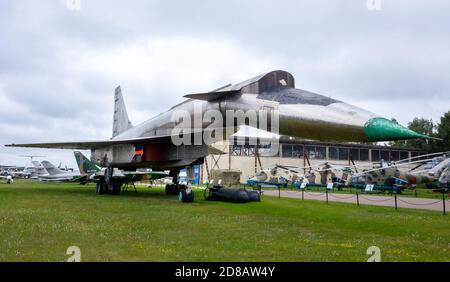18 luglio 2018, regione di Mosca, Russia. Il bombardiere strategico sovietico Sukhoi T-4 al Museo Centrale dell'Aeronautica Russa di Monino. Foto Stock