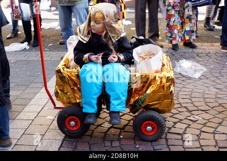 Straßenkarneval im Rheinland, Brühl, Nordrhein-Westfalen, Germania Foto Stock