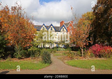 South Crescent da Temple Gardens, Llandrindod Wells, Radnorshire, Powys, Galles, Gran Bretagna, Regno Unito, Regno Unito, Europa Foto Stock