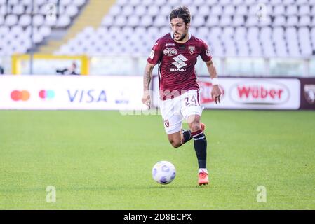 Torino, Italia. 28 Ott 2020. Simone Verdi del Torino FC durante la partita di calcio Coppa Italia tra Torino FC e US Lecce allo Stadio Olimpico Grande Torino il 18 ottobre 2020 a Torino, Italia. (Foto di Alberto Gandolfo/Pacific Press) Credit: Pacific Press Media Production Corp./Alamy Live News Foto Stock