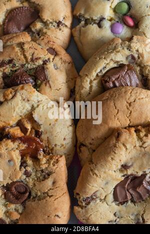 Messa a fuoco selettiva dei cookie chip Foto Stock