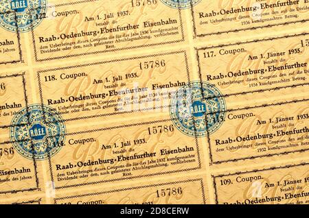 Certificato azionario tedesco/ungherese per la ferrovia Győr-Sopron-Ebenfurt (1876) buoni dividendi Foto Stock
