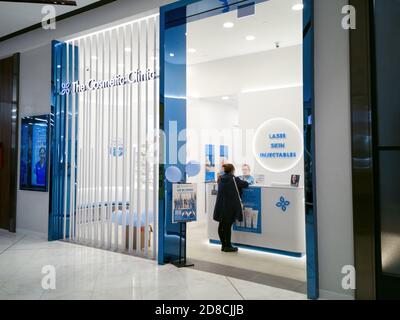 AUCKLAND, NUOVA ZELANDA - 07 ottobre 2019: Vista della clinica cosmetica nel centro commerciale Westfield Newmarket Shopping Centre Foto Stock