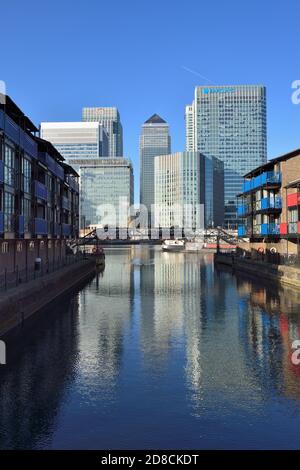 Blackwall Basin, Canary Wharf Estate, East London, Regno Unito Foto Stock