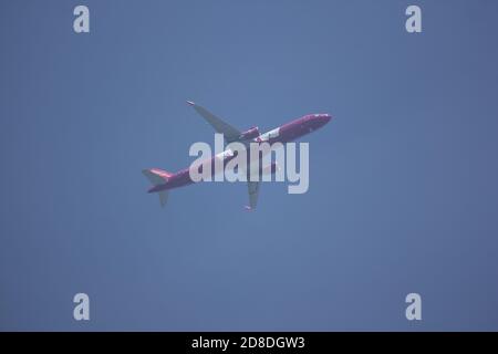 Chiangmai, Thailandia - Ottobre 25 2020: HS-VKM A321-200 della compagnia aerea tailandese Vietjet. Decollo dall'Aeroporto Internazionale di Chiang mai all'Aeroporto di Bangkok. Foto Stock